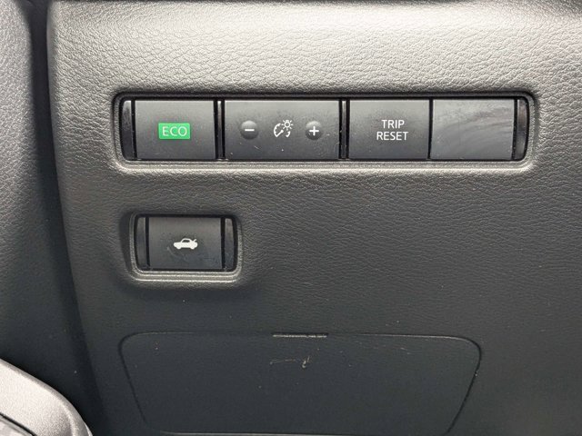 Certified 2024 Nissan Sentra SV image 22