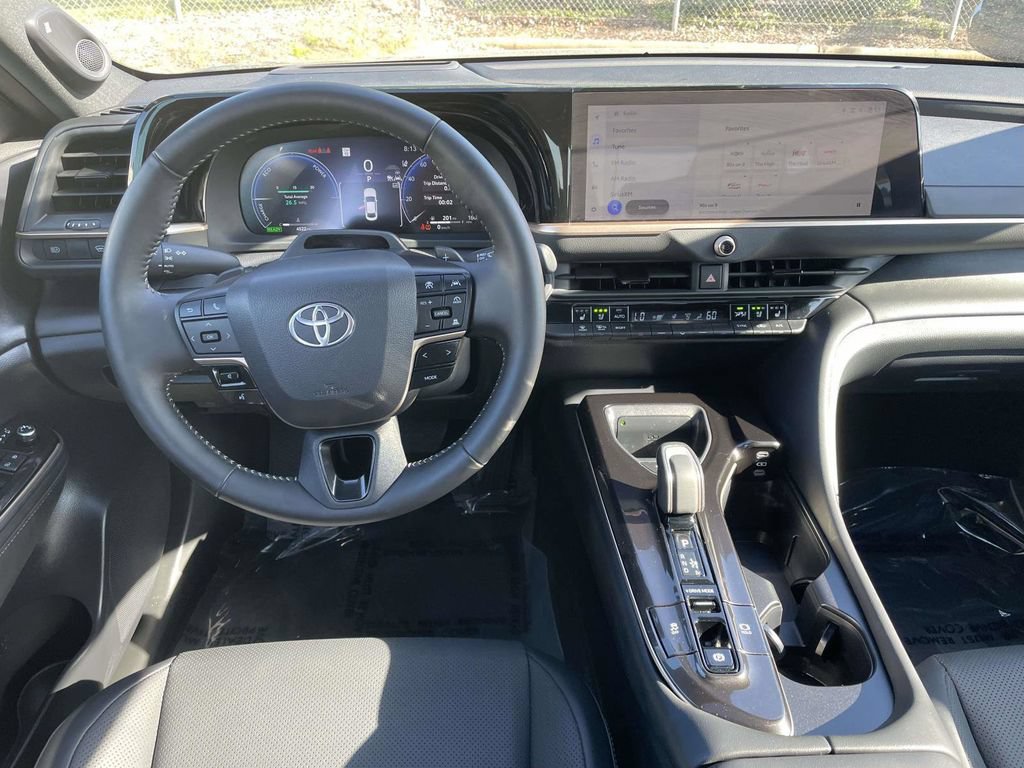 Used 2026 Toyota Crown Platinum AWD/4WD image 25