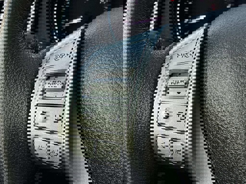 Used 2016 Nissan Rogue SL w/ SL Premium Package image 27