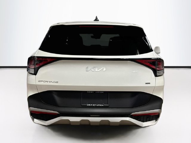 Certified 2024 Kia Sportage LX AWD/4WD image 6