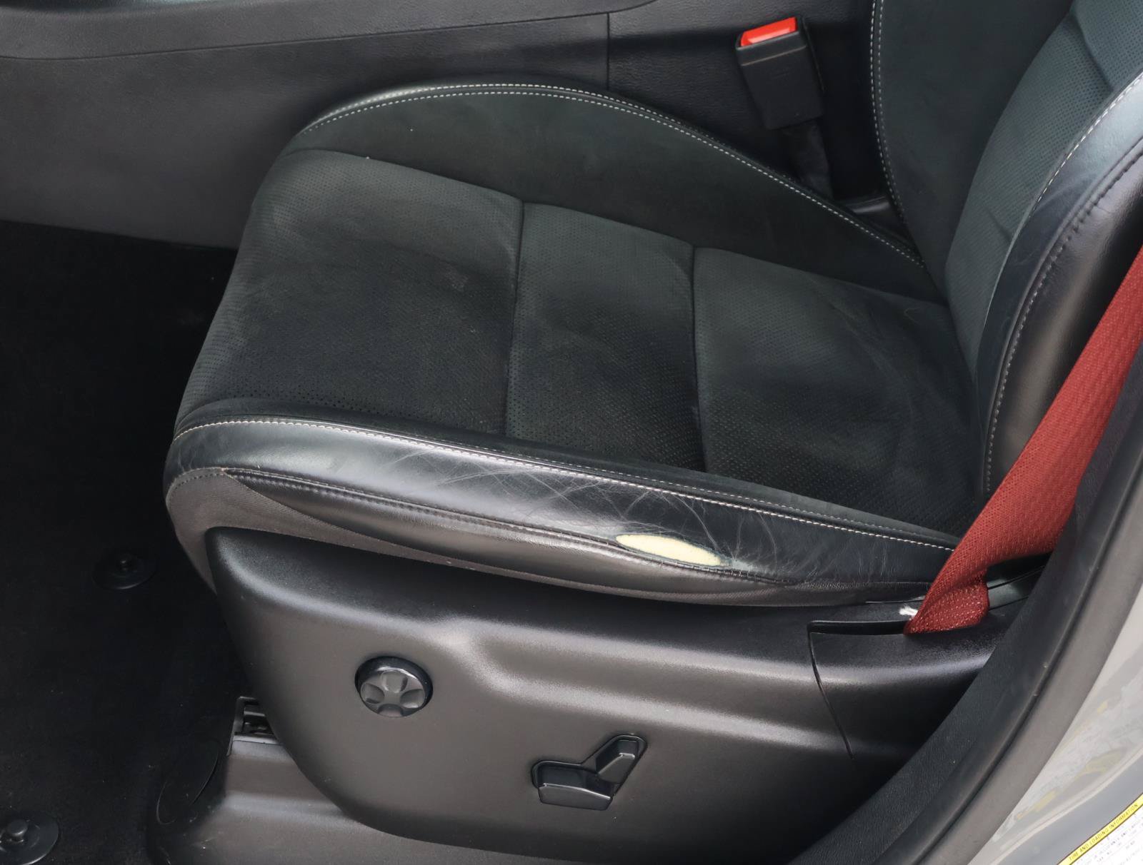 Used 2020 Dodge Durango SRT AWD/4WD image 14