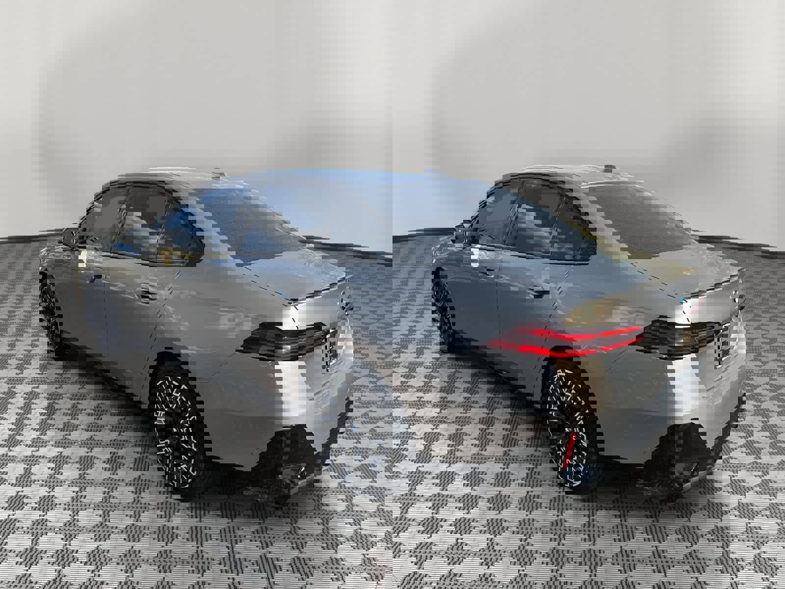 Certified 2024 BMW 530i w/ M Sport Package image 9