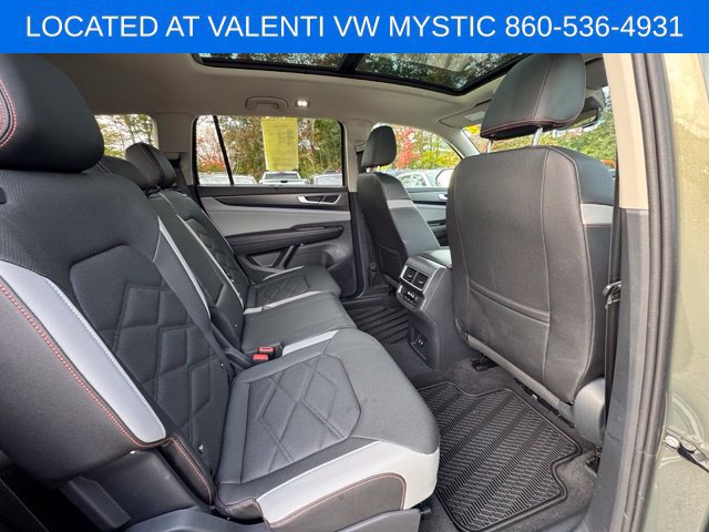 Certified 2025 Volkswagen Atlas Peak Edition SE AWD/4WD image 26