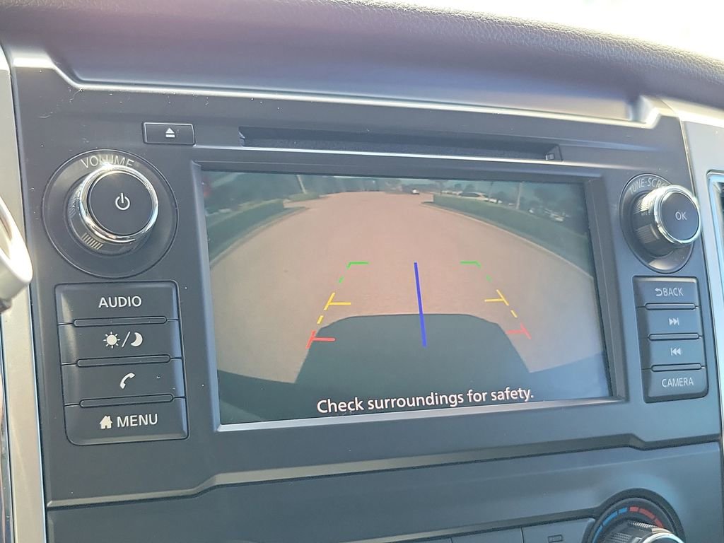 Used 2019 Nissan Titan SV image 31