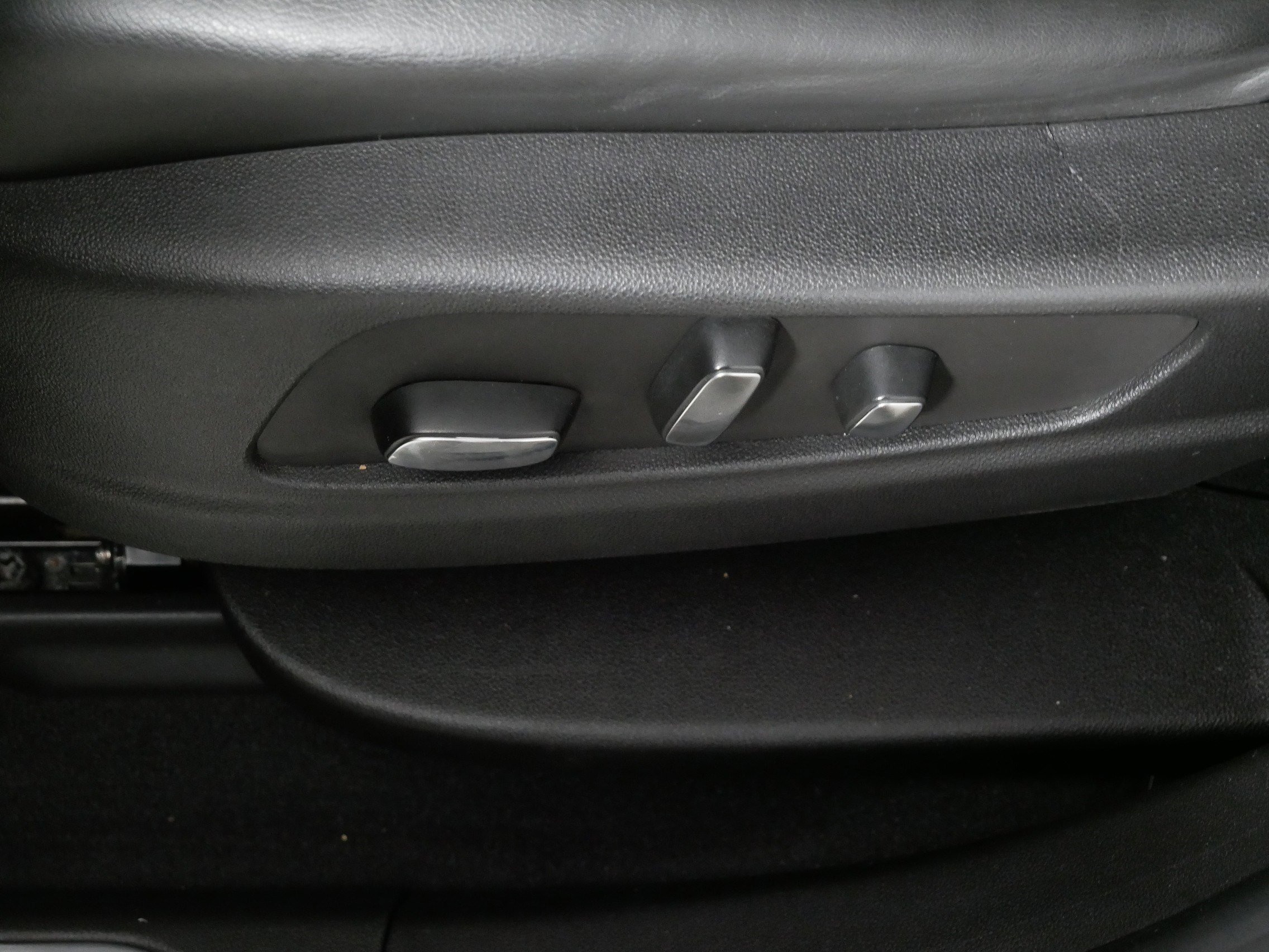 Used 2017 Cadillac XT5 Luxury image 20