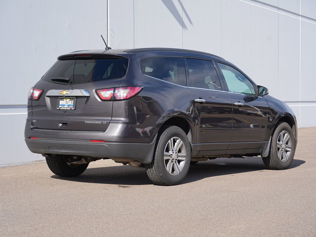 Used 2015 Chevrolet Traverse LT image 3
