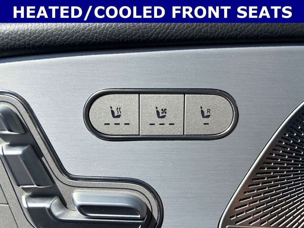 Used 2025 Mercedes-Benz GLS 450 4MATIC image 6
