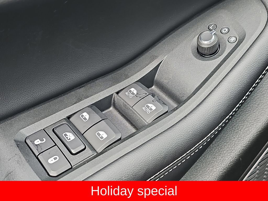 New 2025 Jeep Grand Cherokee Laredo w/ Luxury Tech Group I image 27