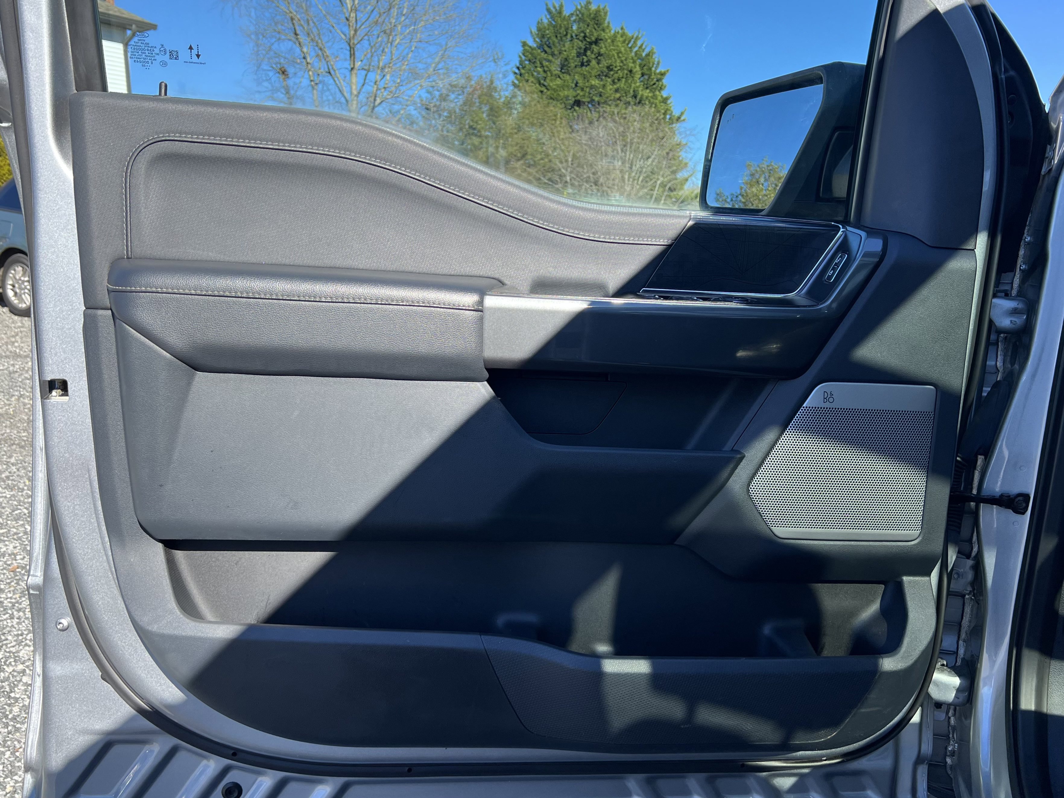 Used 2022 Ford F150 XLT w/ Equipment Group 302A High image 8