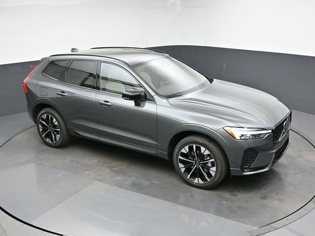 New 2026 Volvo XC60 B5 Plus w/ Protection Package Premier image 46