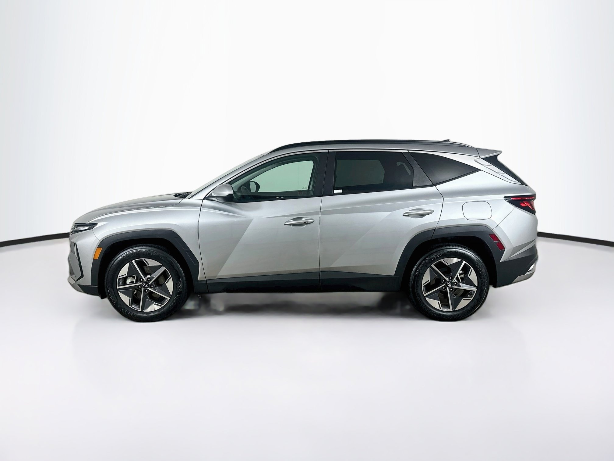 Used 2026 Hyundai Tucson SEL Plus FWD image 4