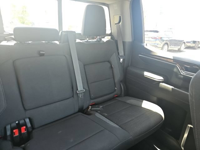 Used 2023 GMC Sierra 1500 Elevation w/ Preferred Package AWD/4WD image 13