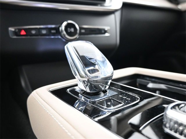 New 2026 Volvo XC90 B6 Ultra w/ Protection Package Premier image 12