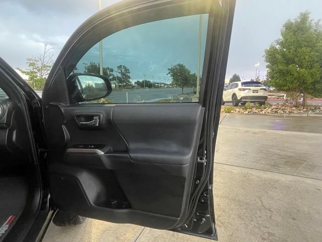 Used 2023 Toyota Tacoma 4x4 Double Cab image 32