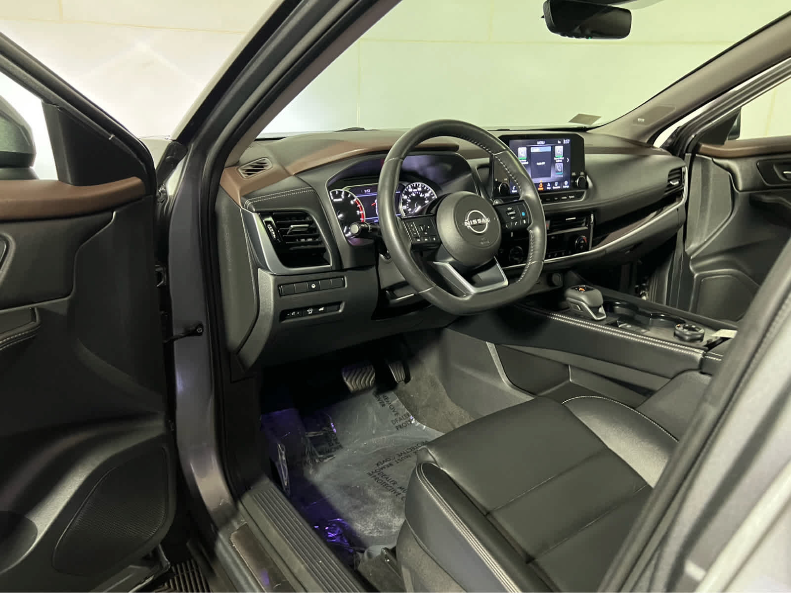 Used 2023 Nissan Rogue SL w/ SL Premium Package AWD/4WD image 23