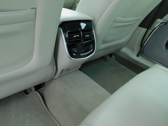 Used 2014 Cadillac XTS Luxury image 22