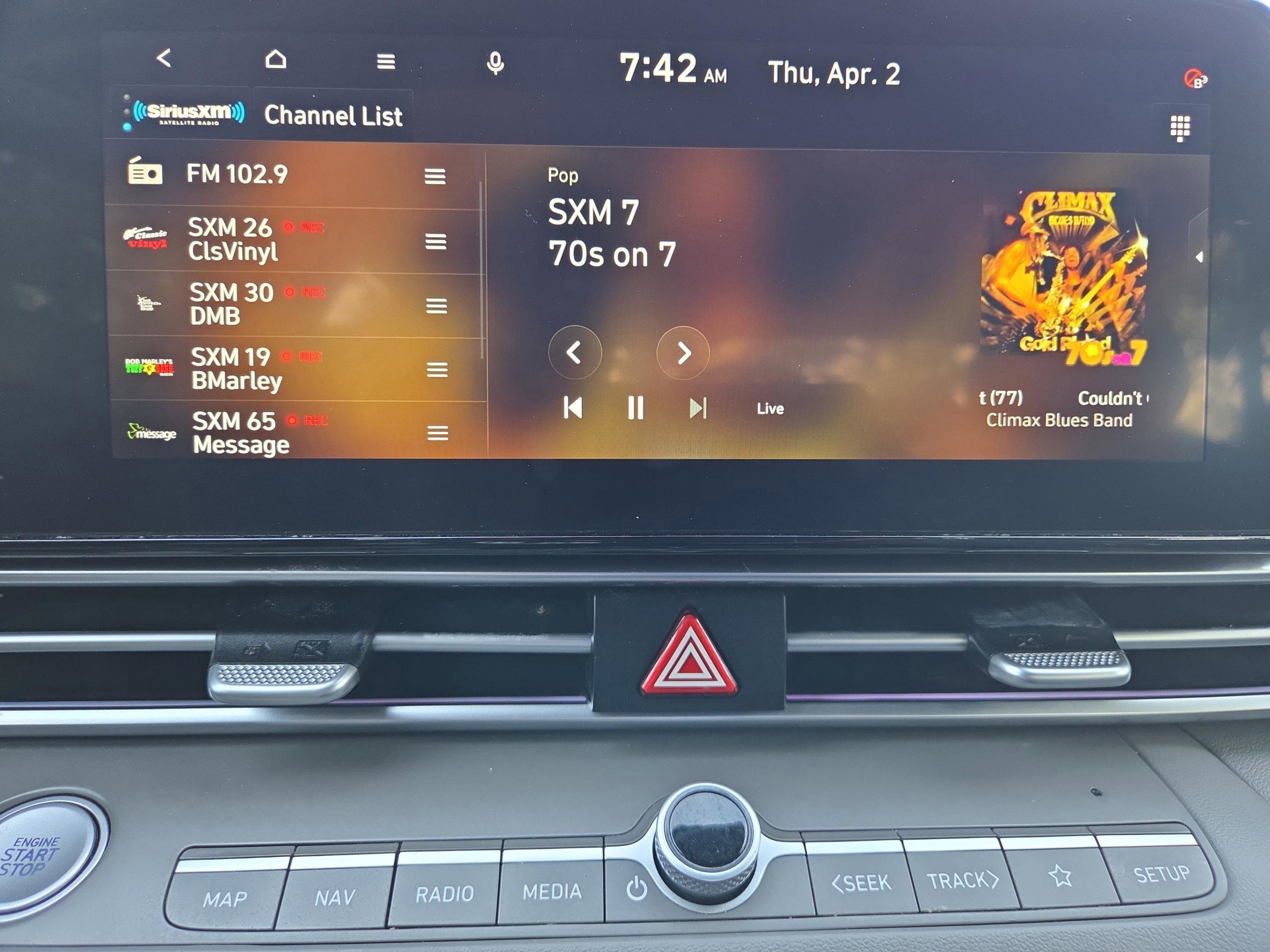 Used 2025 Hyundai Elantra SEL image 21