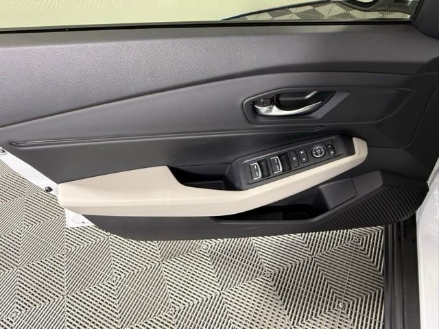 Used 2025 Honda Accord SE image 14