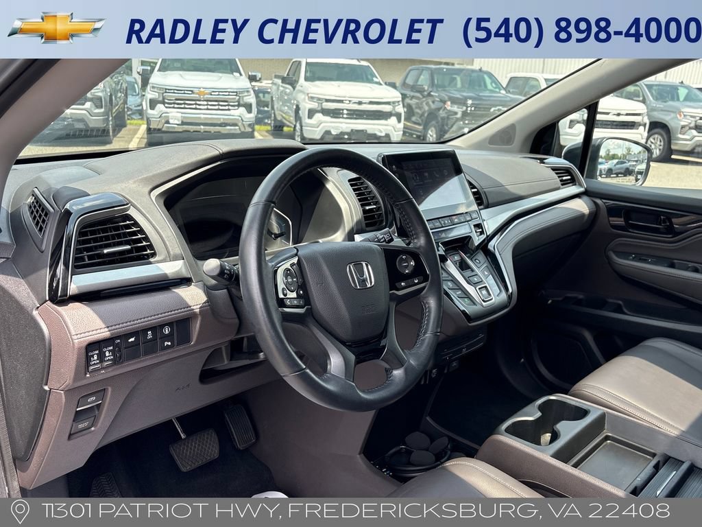 Used 2023 Honda Odyssey Touring image 4