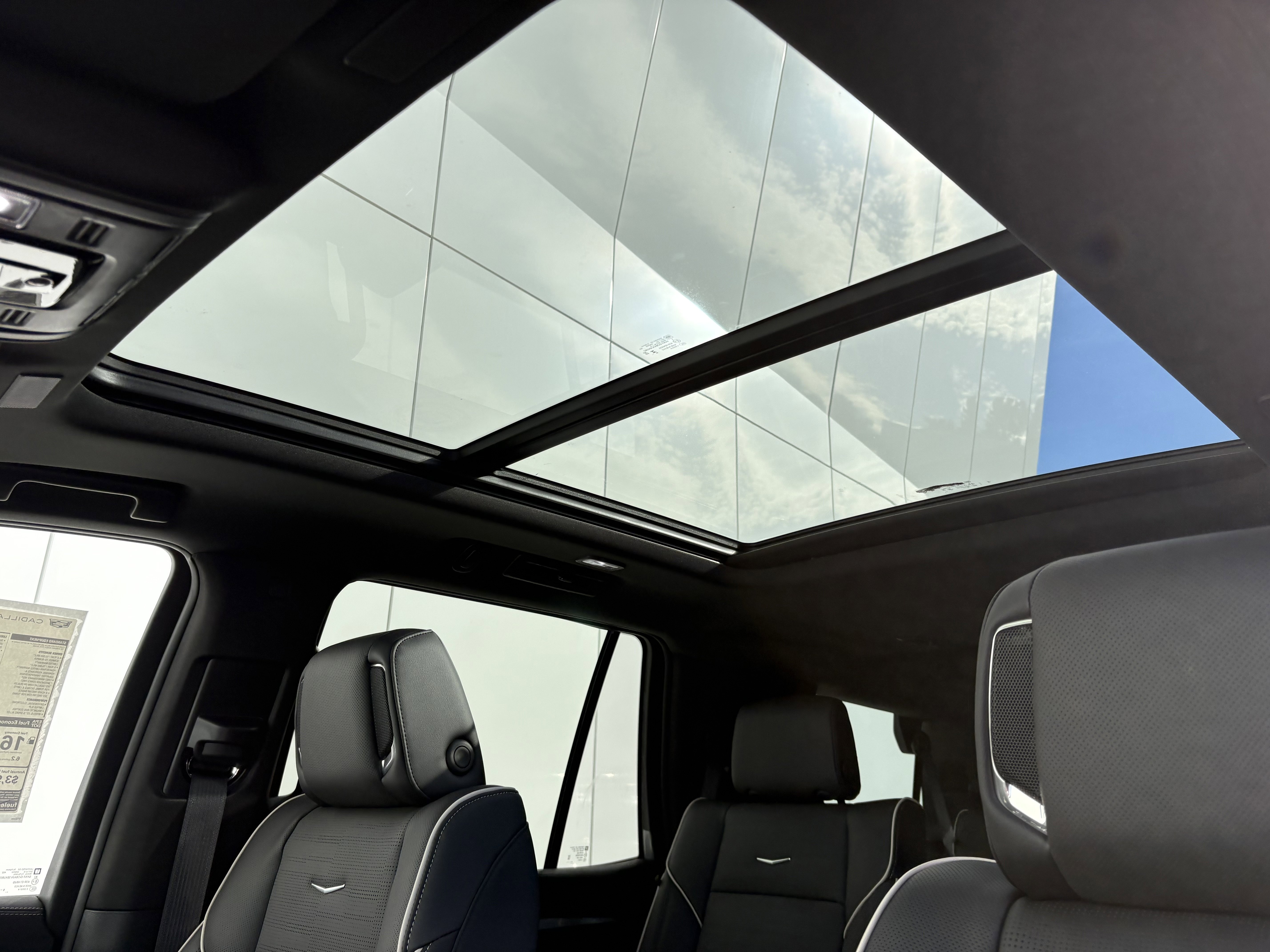 New 2026 Cadillac Escalade Luxury image 17