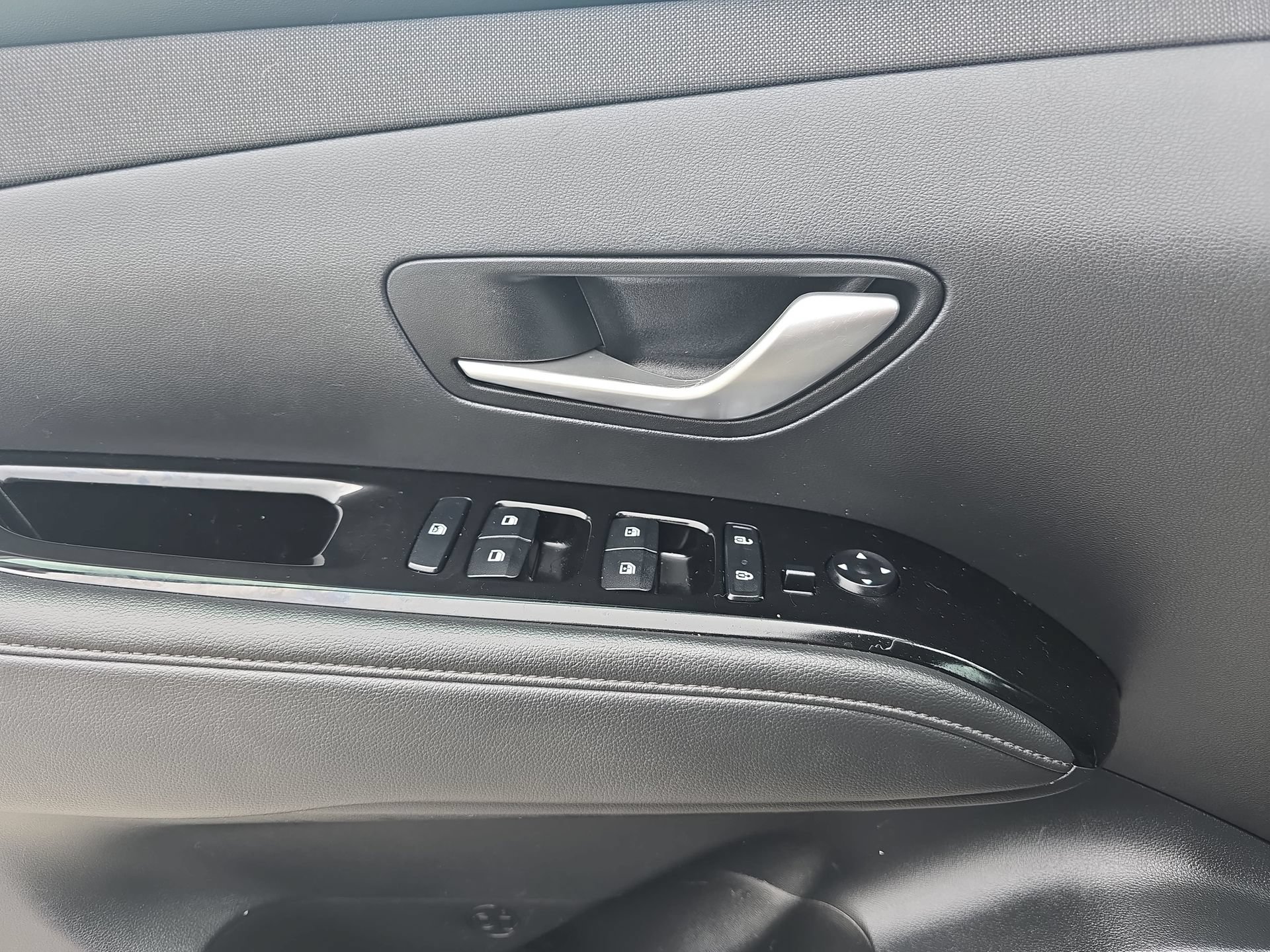 Used 2022 Hyundai Tucson SEL w/ Convenience Package AWD/4WD image 26
