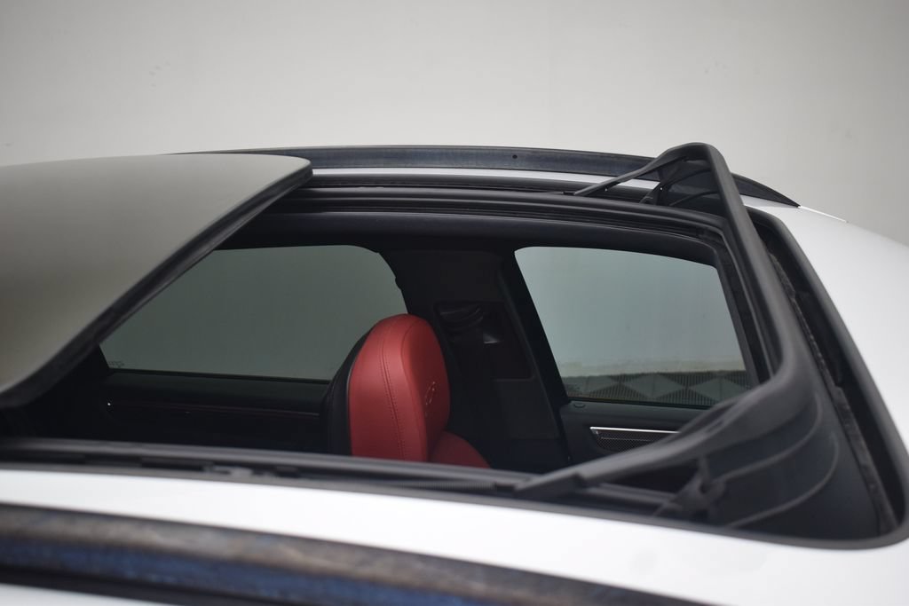 Used 2021 Porsche Macan GTS AWD/4WD image 18