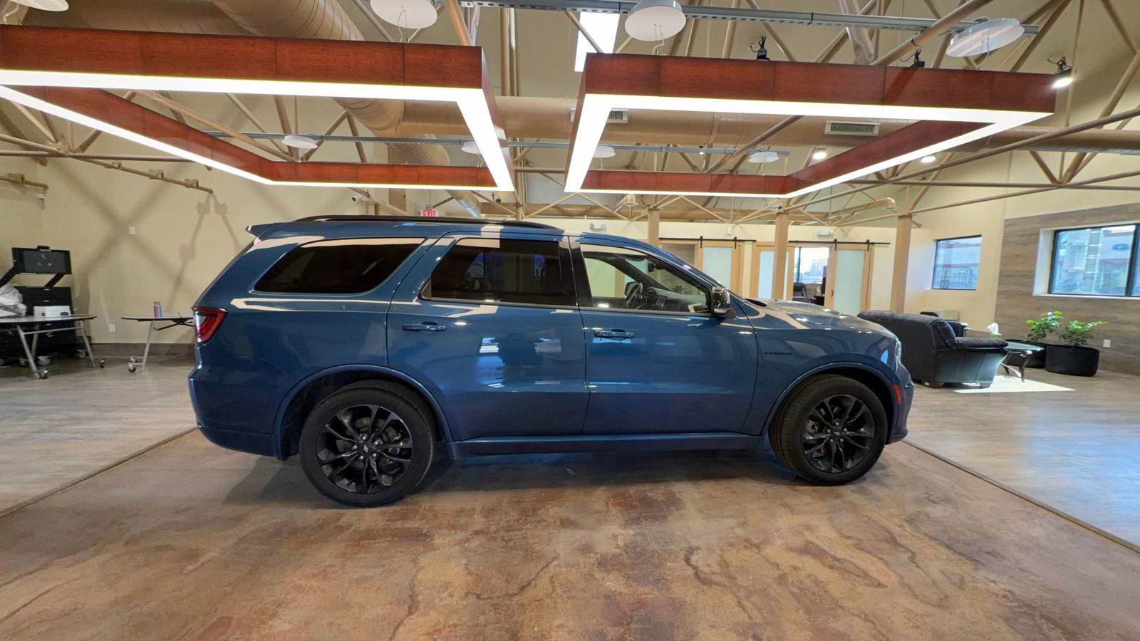 Used 2023 Dodge Durango R/T w/ Blacktop Package image 3