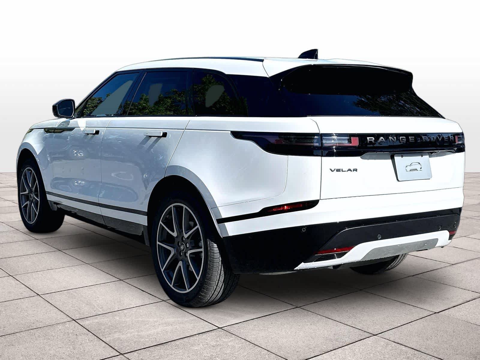 New 2026 Land Rover Range Rover Velar Dynamic SE AWD/4WD image 3