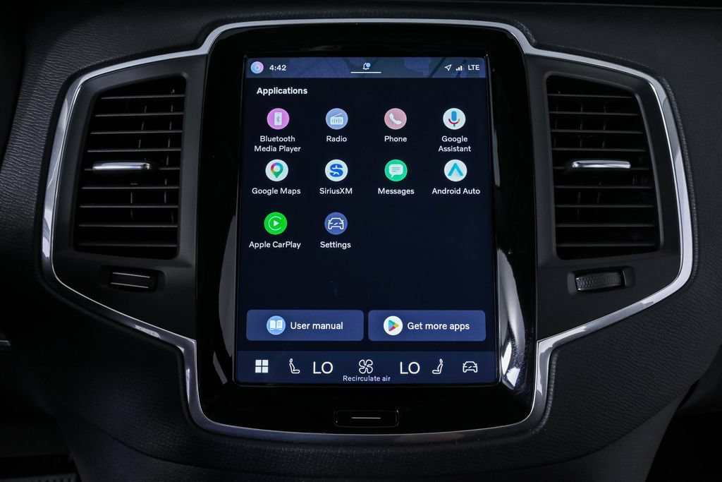 Certified 2025 Volvo XC90 B5 Core AWD/4WD image 15