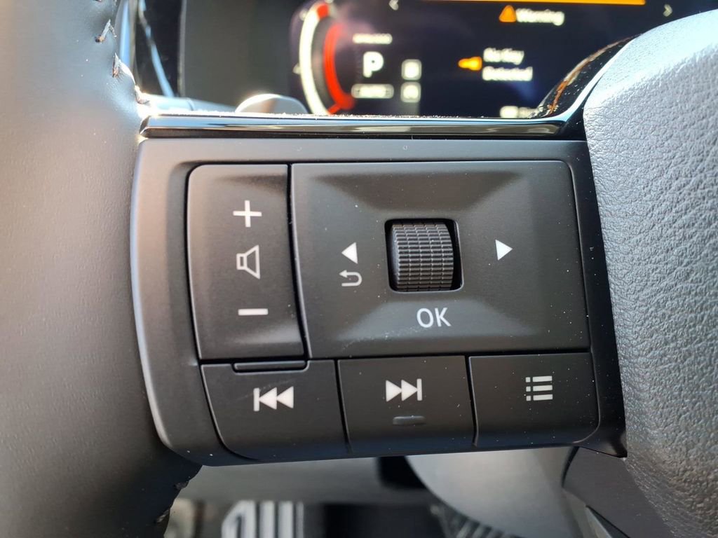 New 2026 Nissan Pathfinder SL image 20