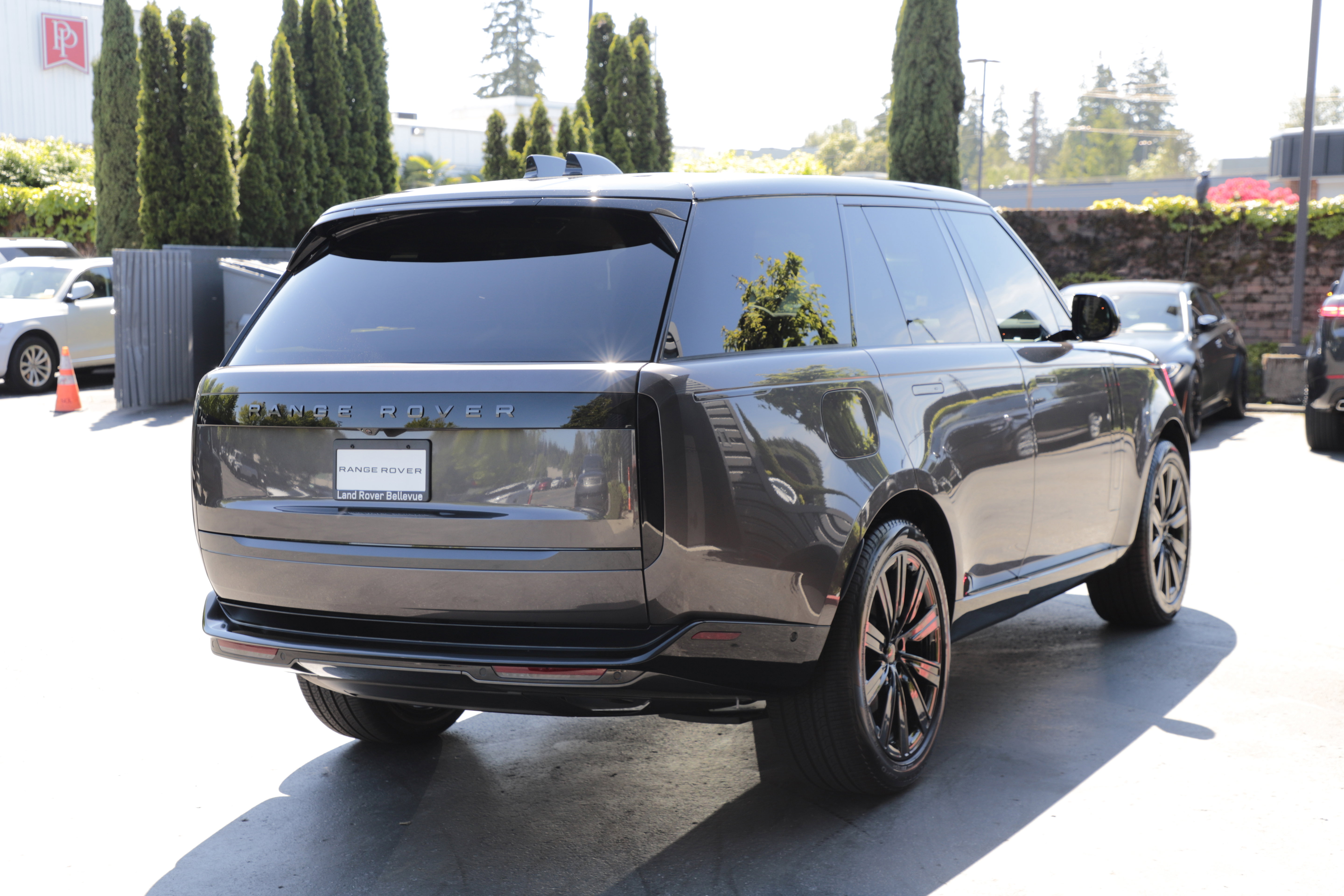 New 2026 Land Rover Range Rover SE AWD/4WD image 10