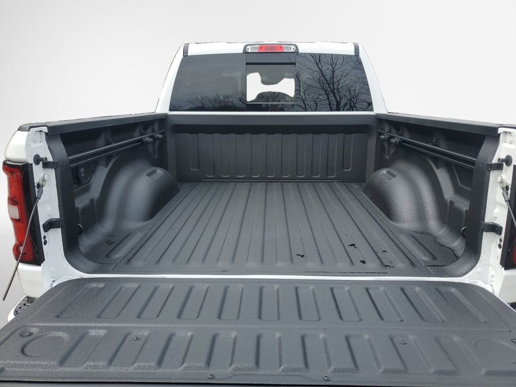 New 2026 RAM 1500 Express AWD/4WD image 27