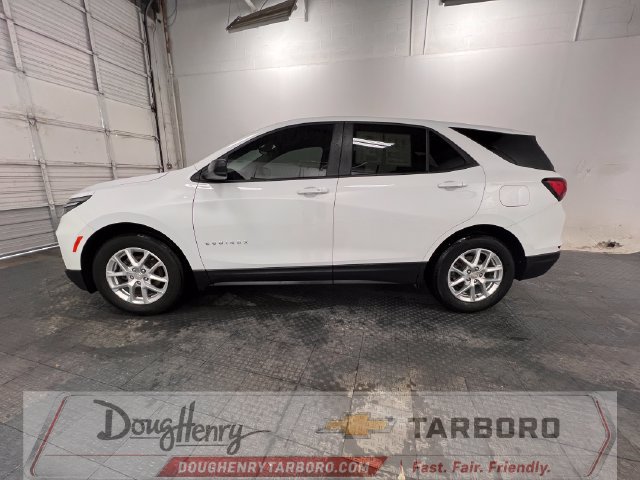 Used 2024 Chevrolet Equinox LS w/ LS Convenience Package FWD image 5