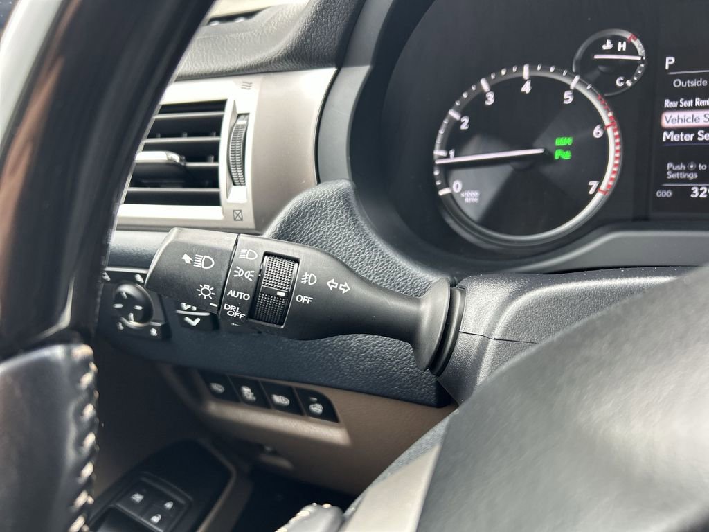 Used 2022 Lexus GX 460 Premium w/ Premium Package AWD/4WD image 28