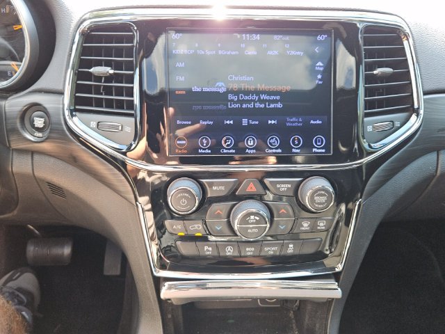 Used 2019 Jeep Grand Cherokee Altitude AWD/4WD image 18