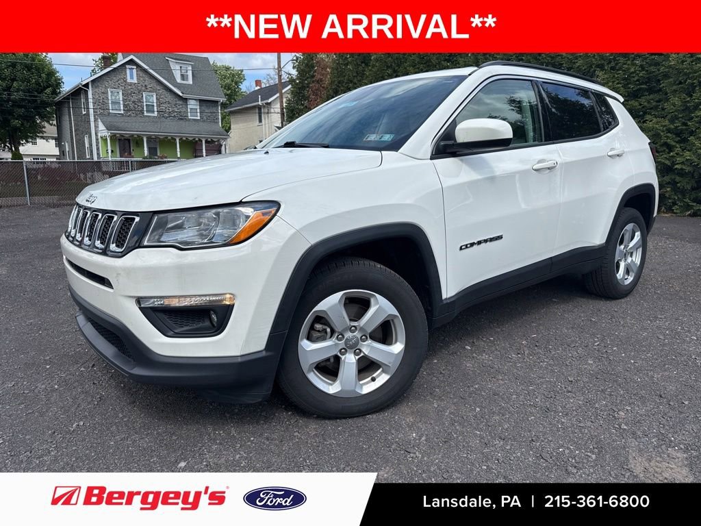 Used 2021 Jeep Compass Latitude w/ Convenience Group AWD/4WD image 1