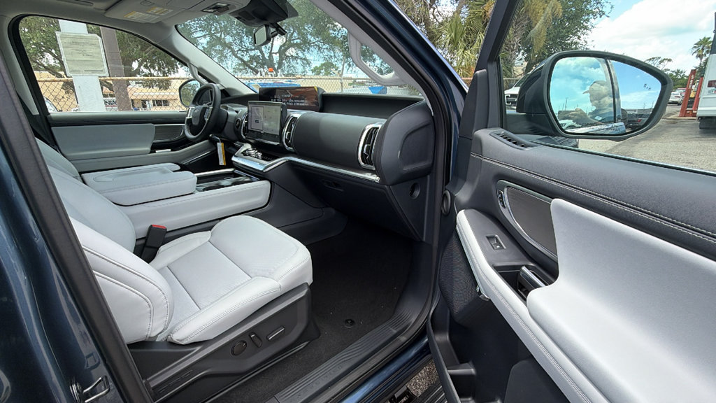 New 2027 Ford Expedition Max Platinum w/ Driver's Package AWD/4WD image 28