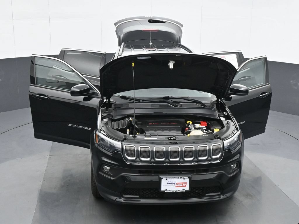 Used 2022 Jeep Compass Latitude w/ Convenience Group AWD/4WD image 34