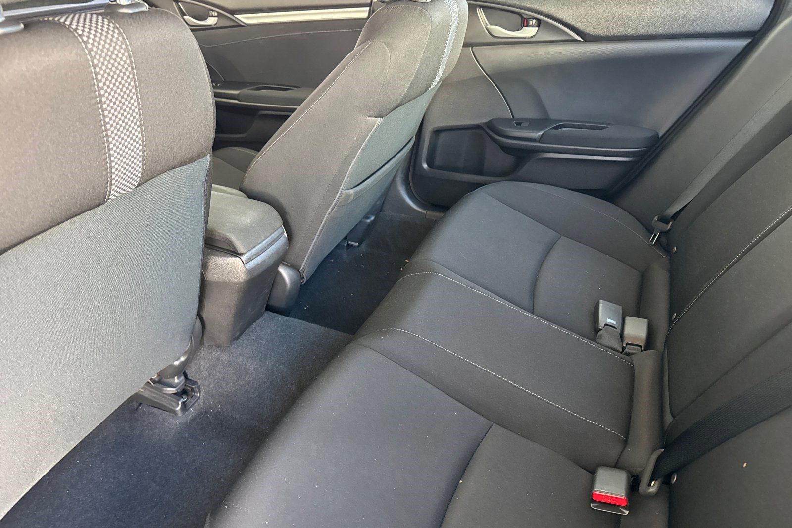 Certified 2021 Honda Civic EX image 27