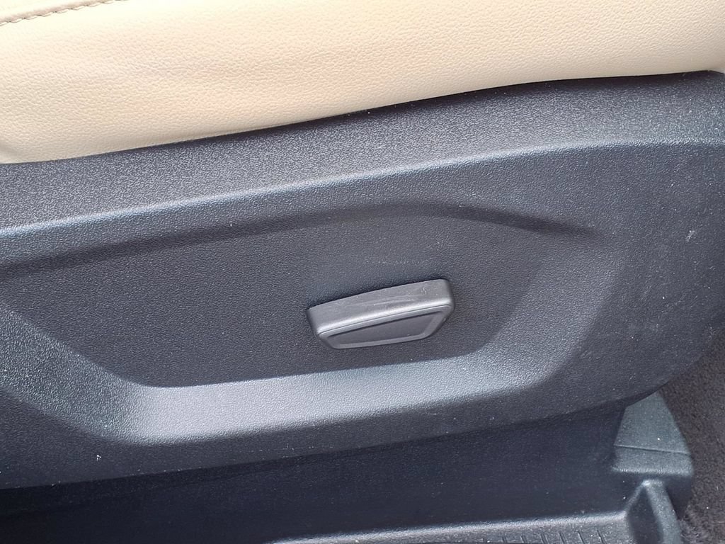 Used 2021 Ford Edge SEL w/ Convenience Package FWD image 14