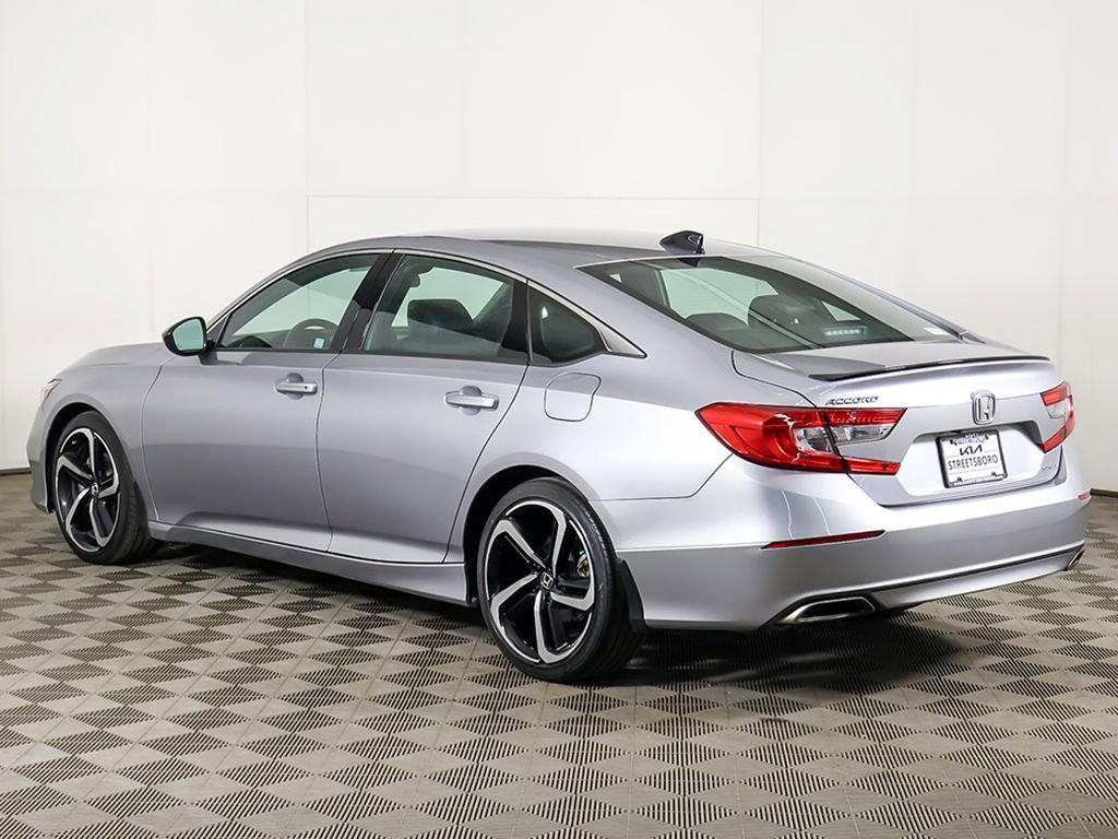 Used 2022 Honda Accord Sport image 6