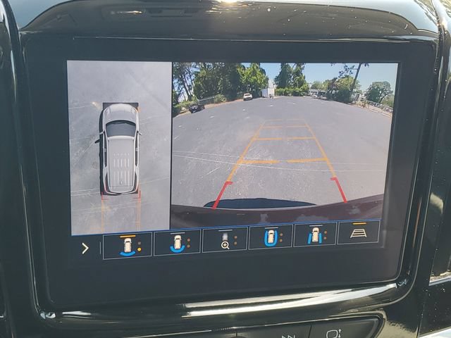 Certified 2020 Chevrolet Traverse Premier w/ LPO, Cargo Package FWD image 27