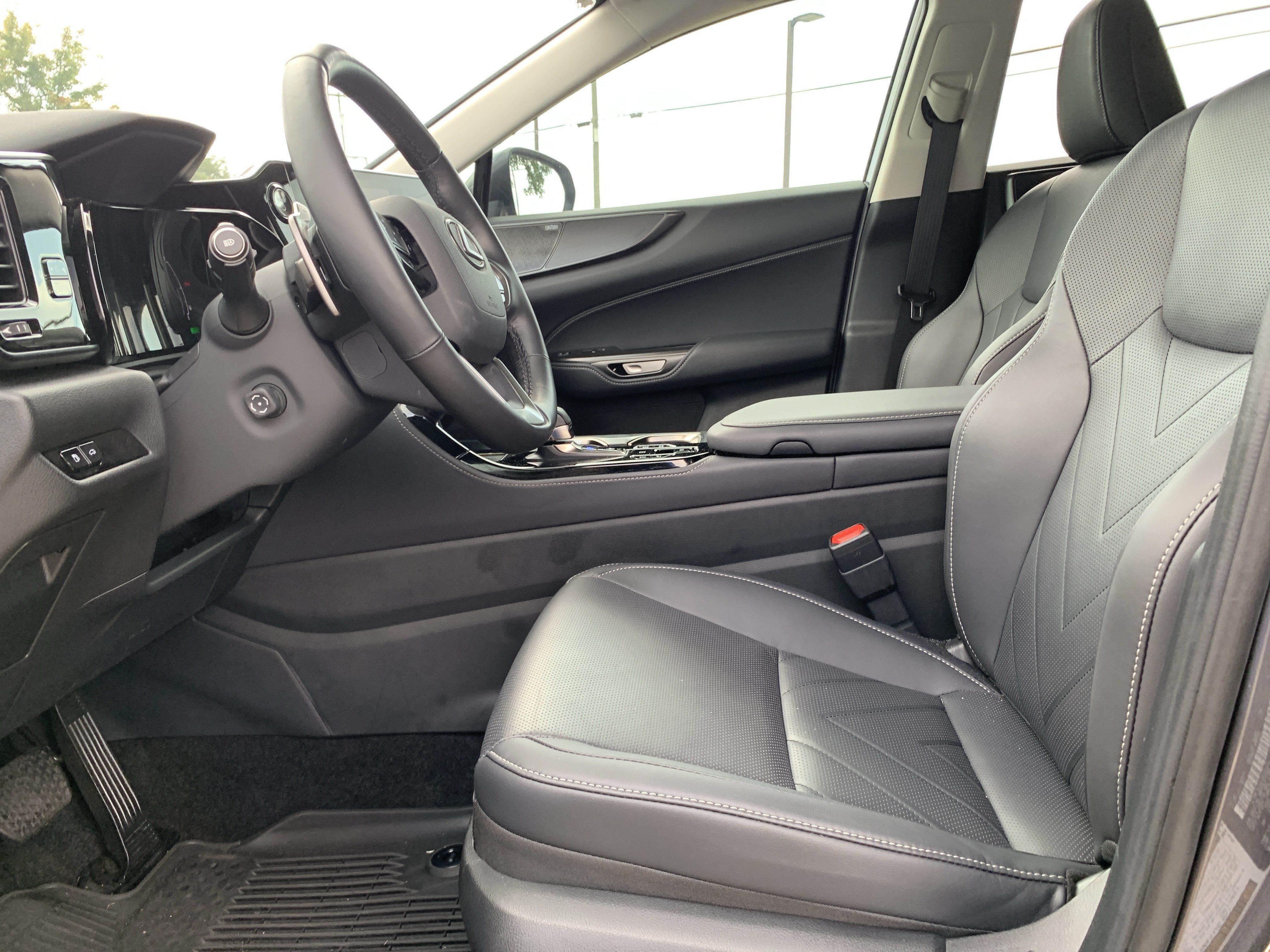Used 2026 Lexus NX 450h+ AWD w/ Accessory Package (2T) image 16