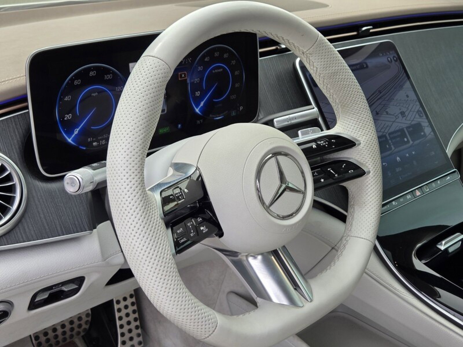 Certified 2023 Mercedes-Benz EQS 450+ 4MATIC Sedan image 23