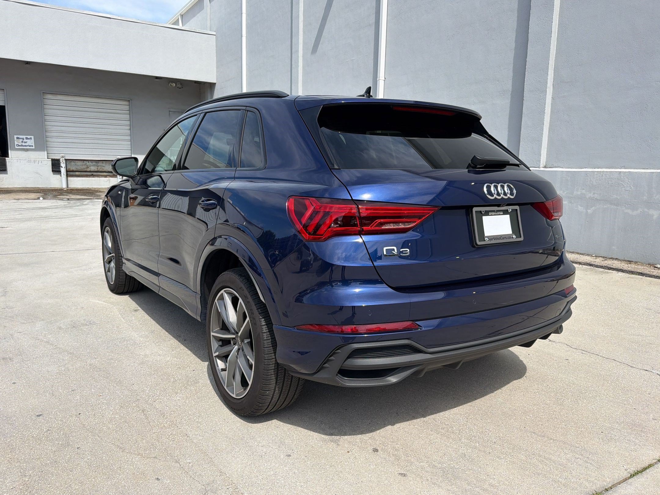 Used 2024 Audi Q3 2.0T Premium Plus AWD/4WD image 3