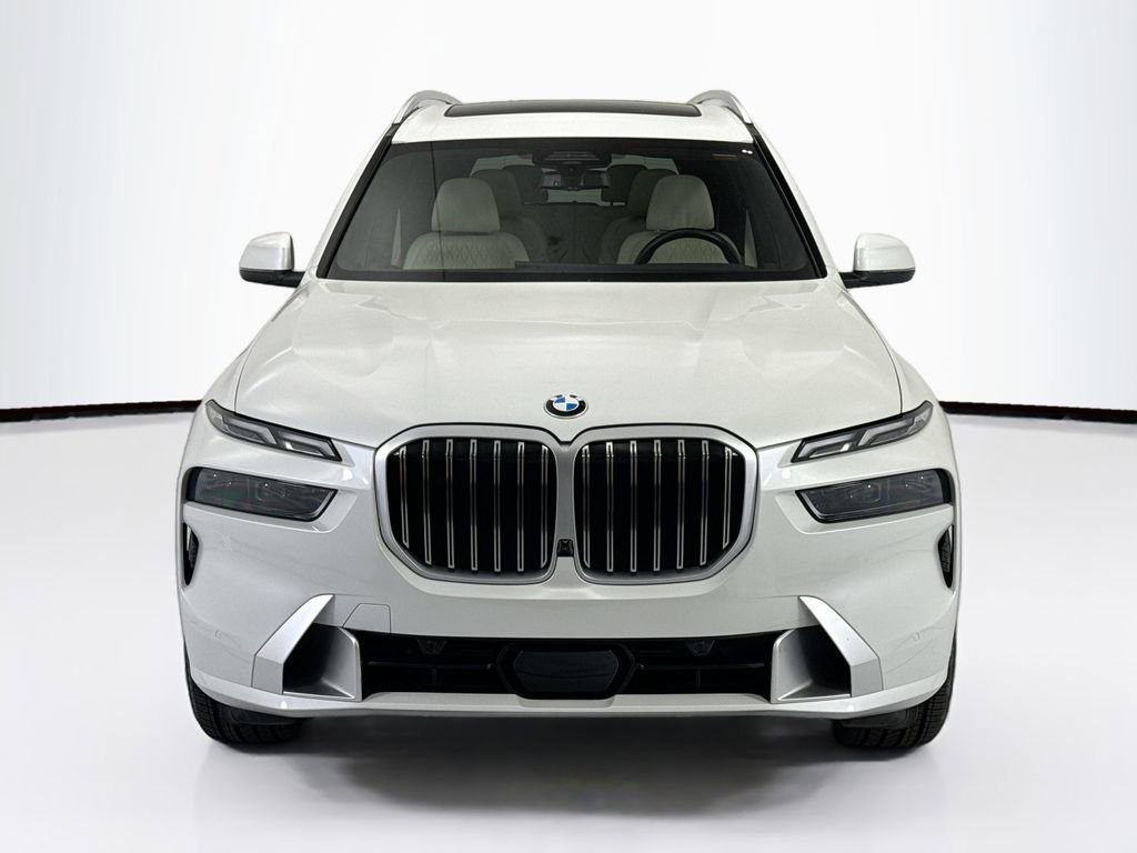 Certified 2025 BMW X7 xDrive40i w/ Executive Package AWD/4WD image 2