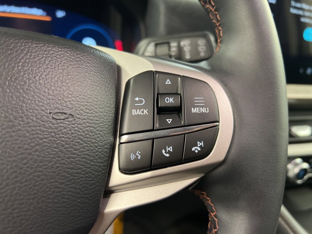 New 2026 Ford Explorer Active w/ Active Comfort Package image 18