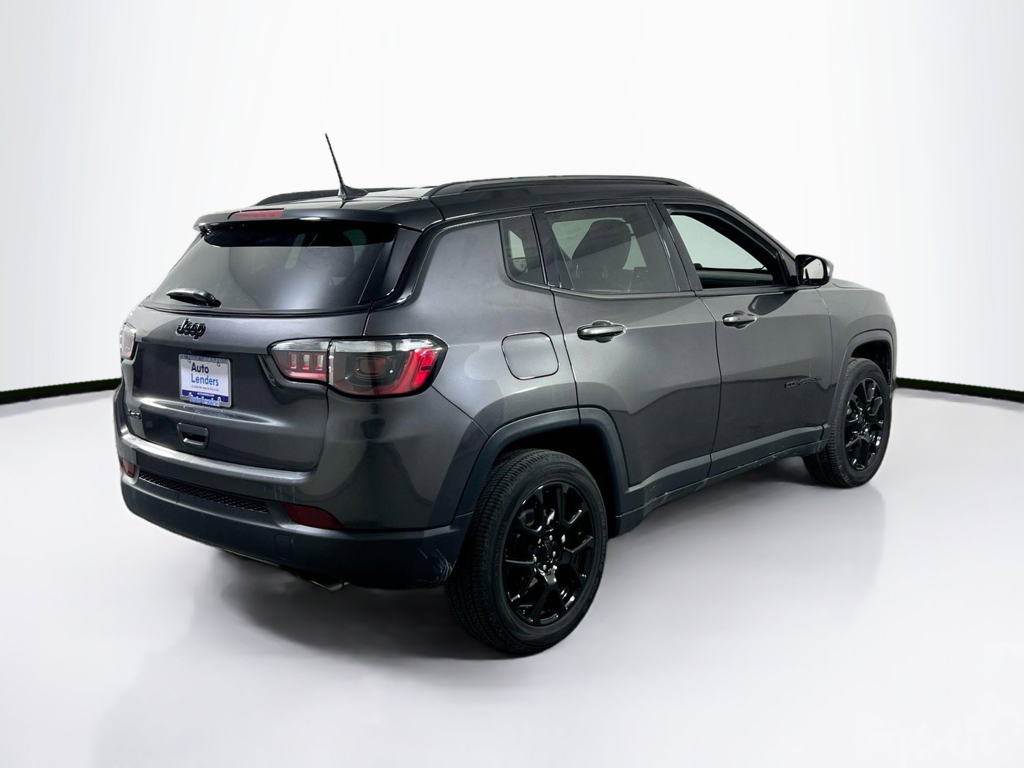 Used 2022 Jeep Compass Altitude w/ Convenience Group AWD/4WD image 5