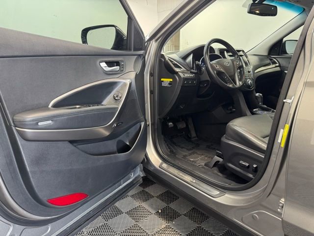 Used 2017 Hyundai Santa Fe Sport image 11