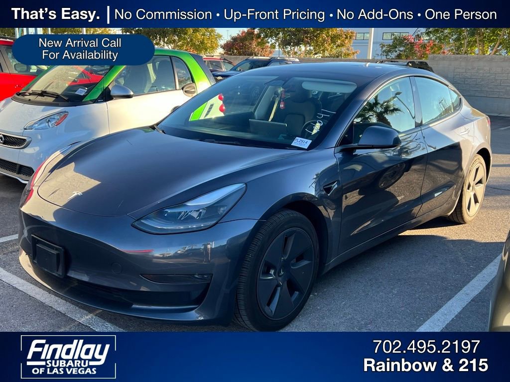Used 2023 Tesla Model 3 Standard Range image 2